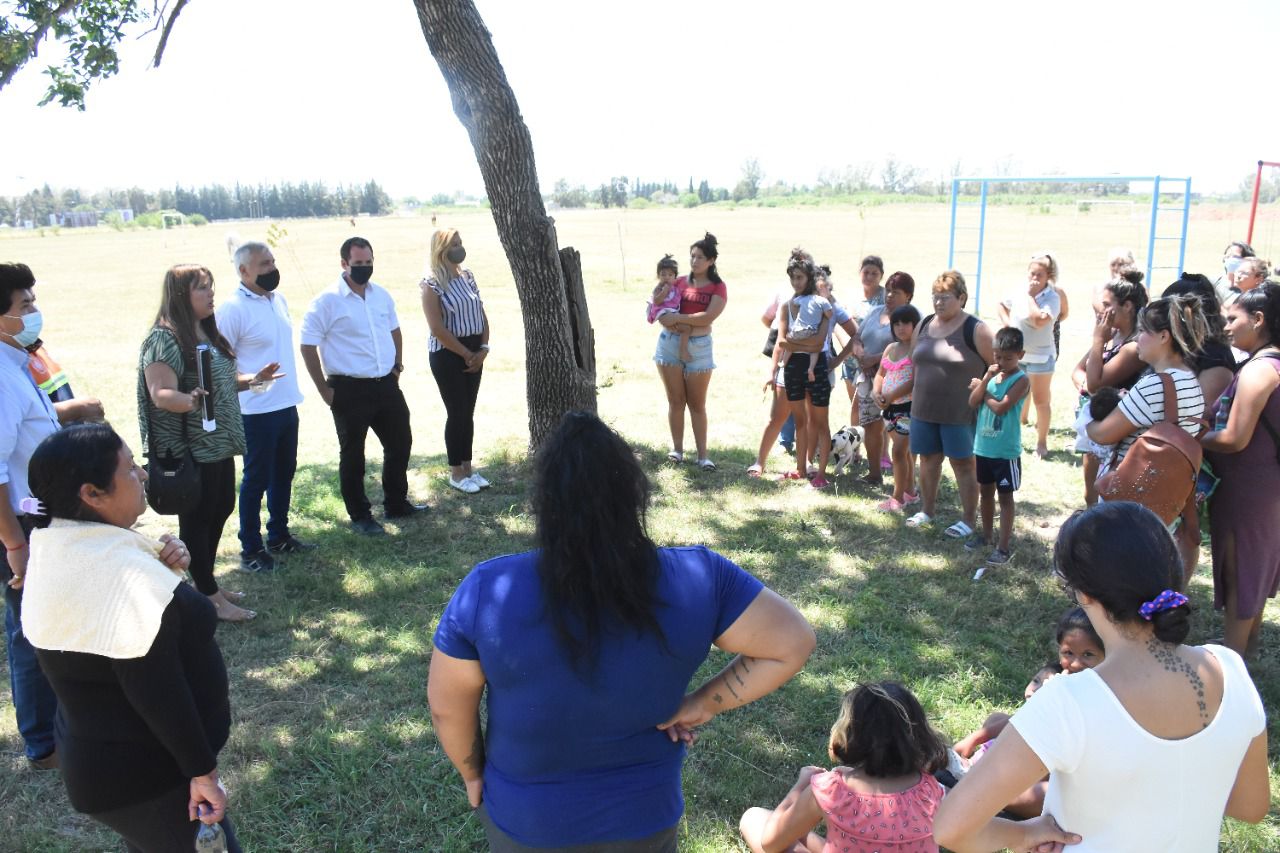Sin agua en Villa Golf: Autoridades de Aguas Santafesinas relevaron las condiciones del barrio